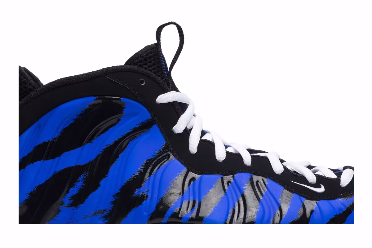 Nike Air Foamposite One Memphis Tigers PE, Tiger Stripes, view 3