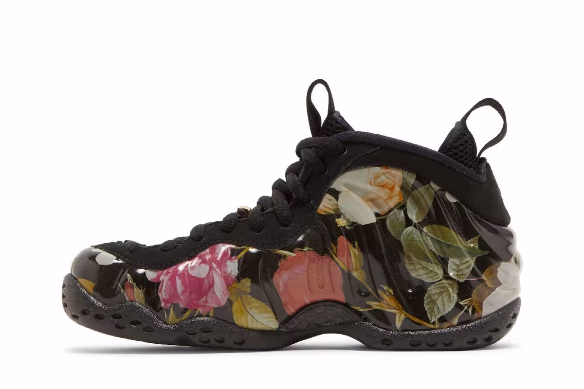 Nike Women's Air Foamposite One Floral, view 4