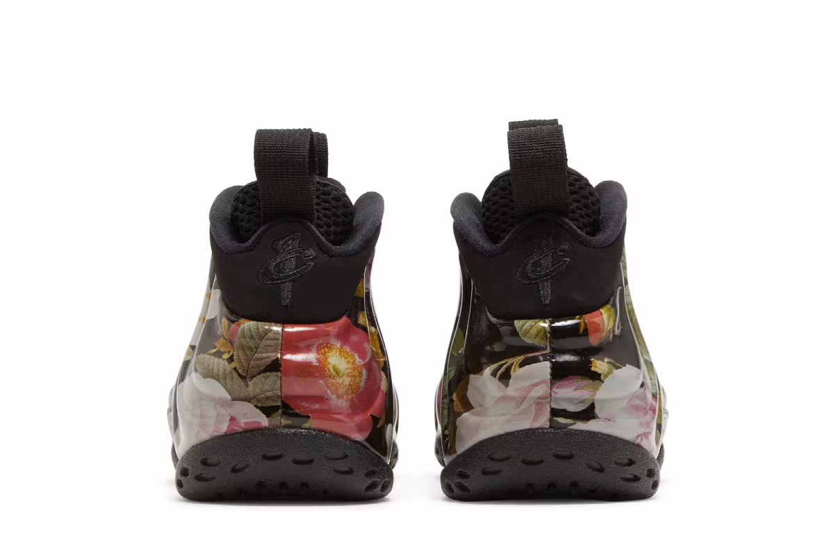 Nike Women's Air Foamposite One Floral, view 7