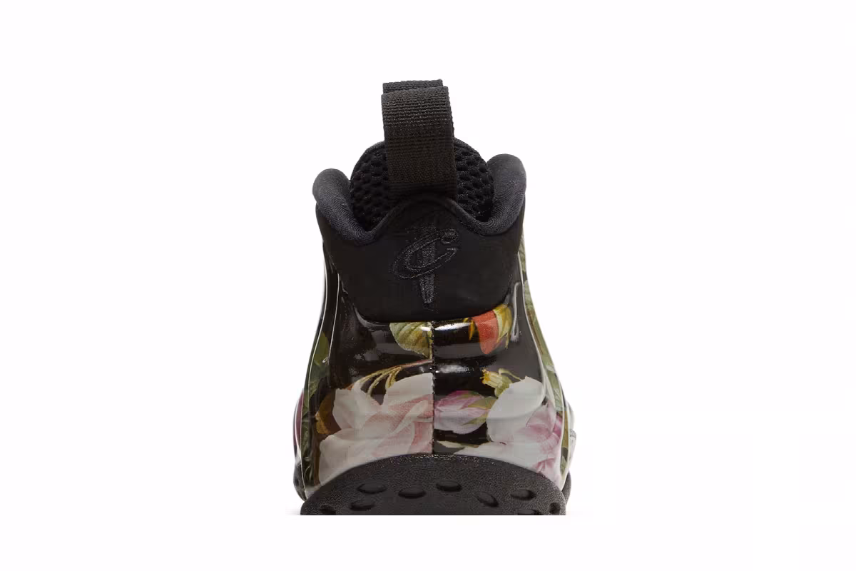 Nike Women's Air Foamposite One Floral, view 8