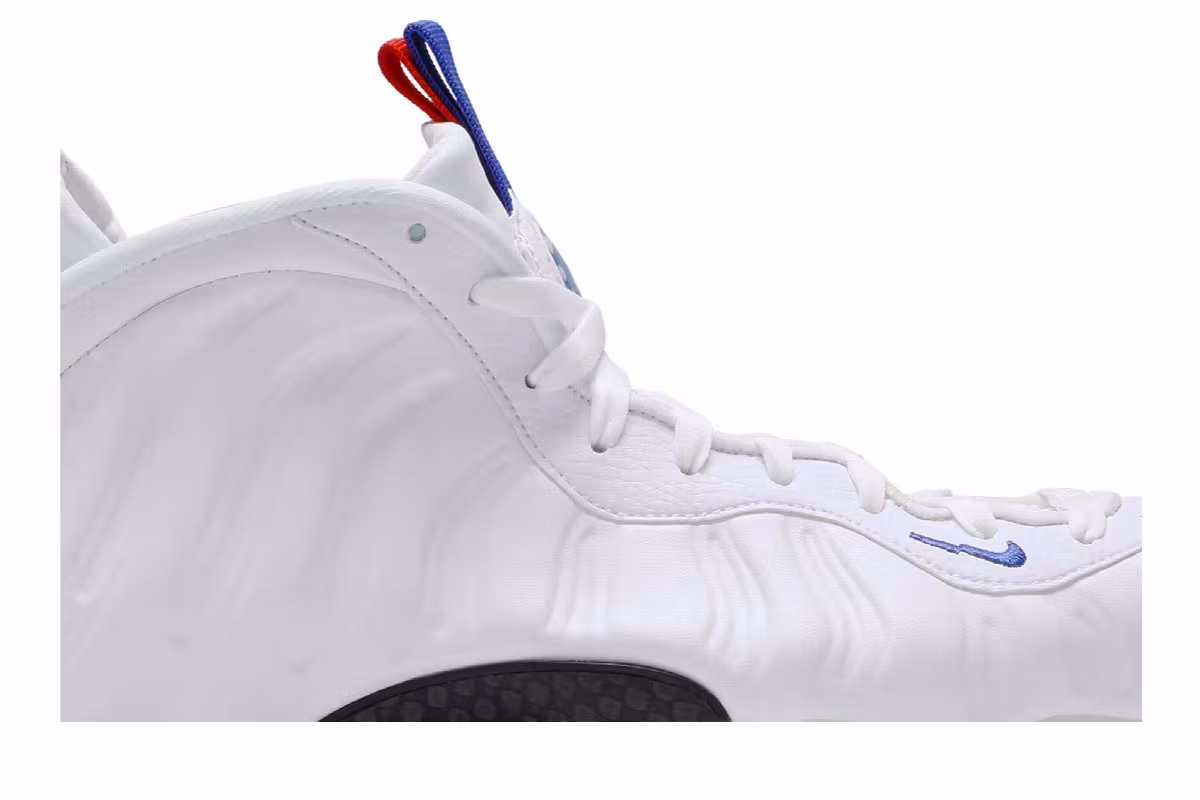 Nike Women's Air Foamposite One USA, view 3