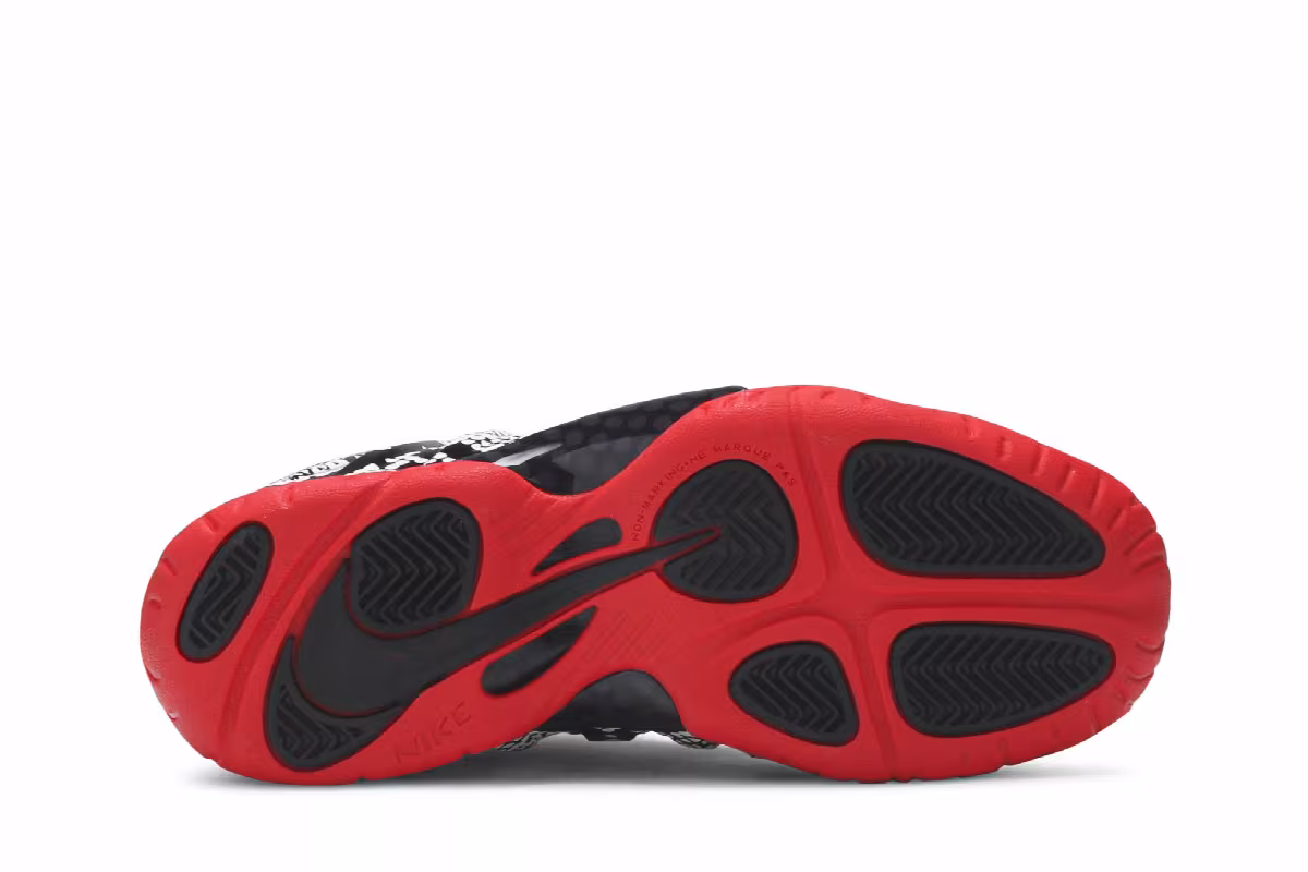 Nike Air Foamposite One GS Albino Snakeskin, view 5
