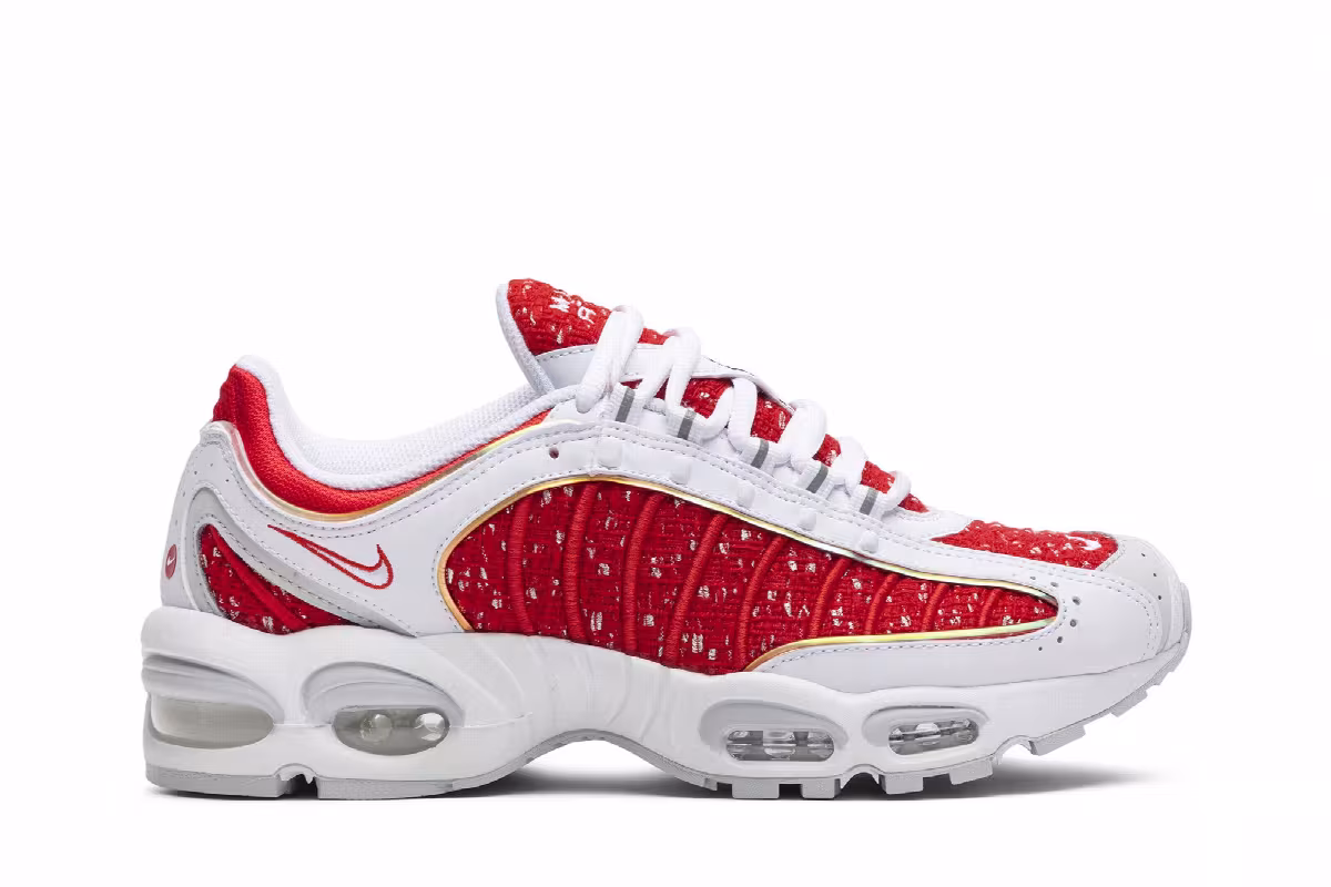 Supreme x Nike Air Max Tailwind 4 University Red, view 2