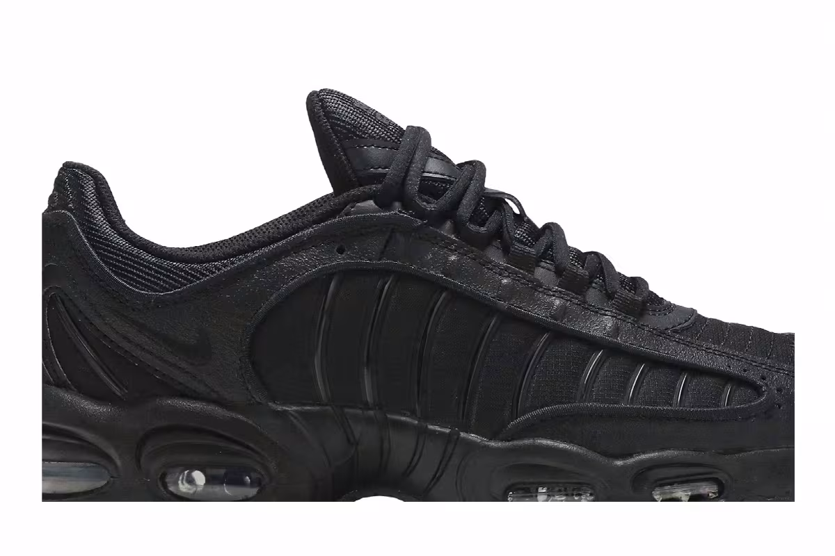 Nike Air Max Tailwind 4 Triple Black, view 3