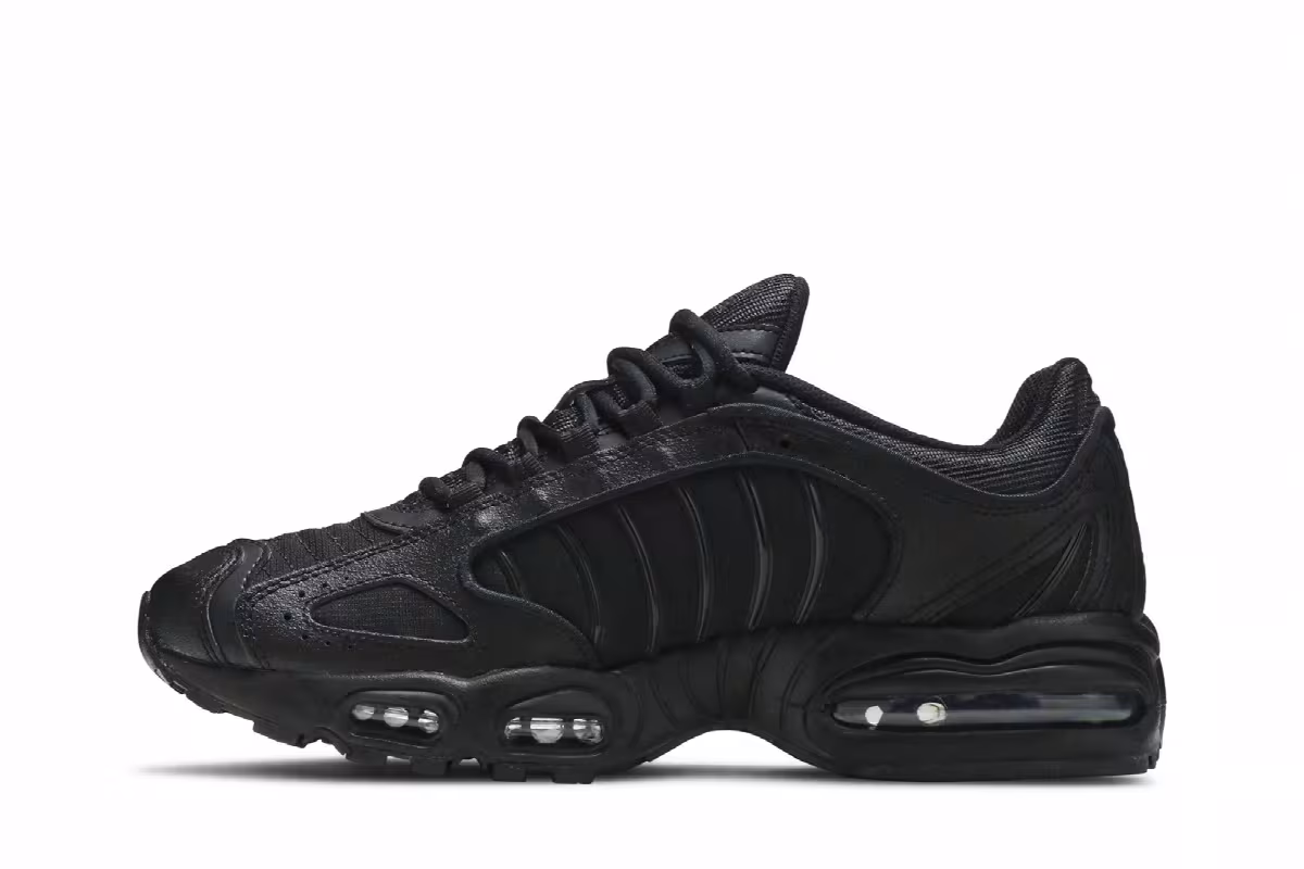 Nike Air Max Tailwind 4 Triple Black, view 4