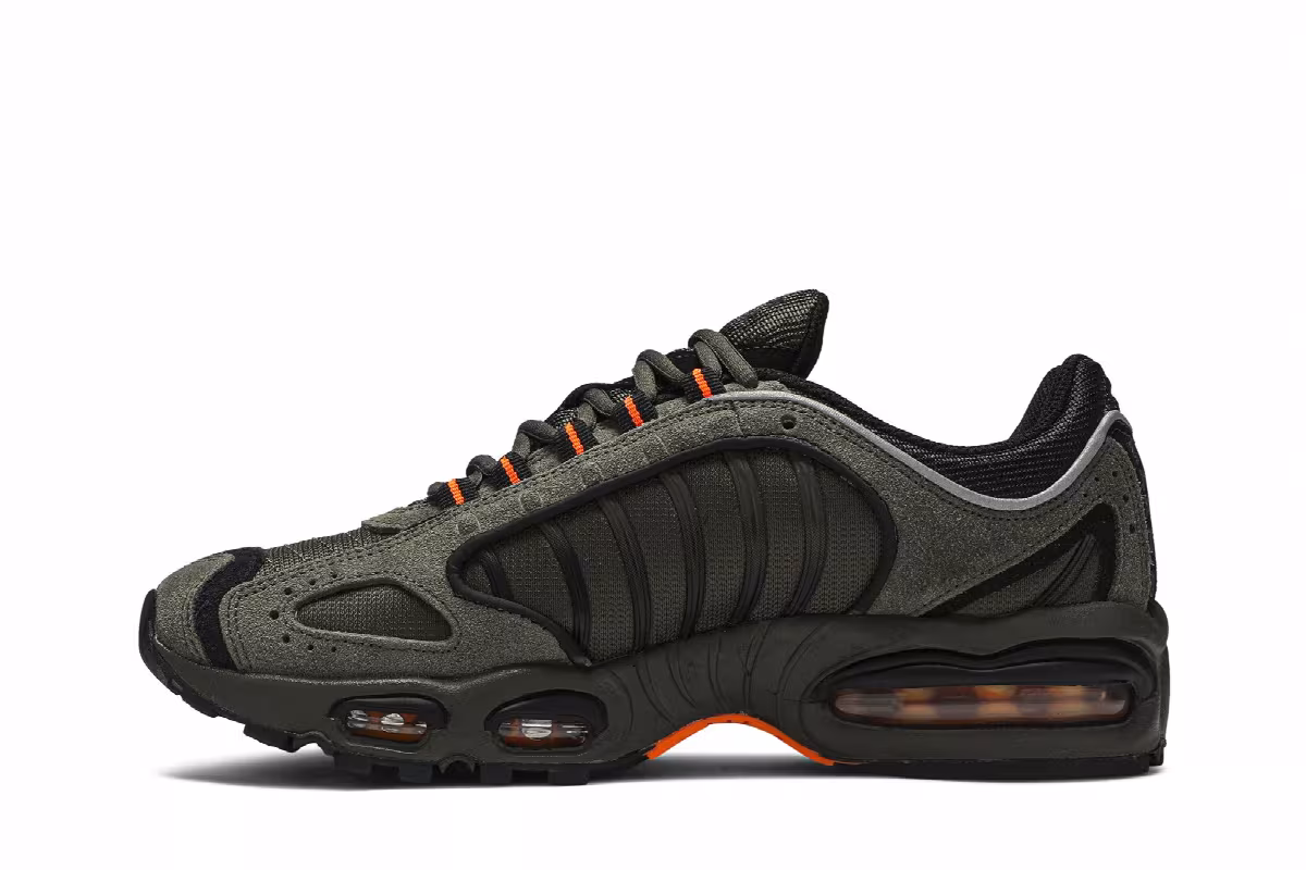 Nike Air Max Tailwind 4 Flight Jacket, view 4
