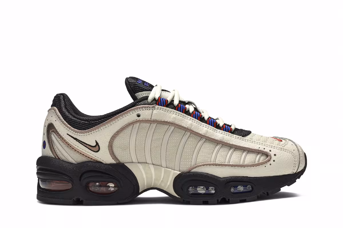 Nike Air Max Tailwind 4 Roman Numerals, view 2