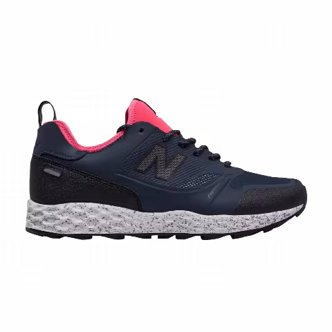 New Balance Fresh Foam Trailbuster 'Navy Guava'