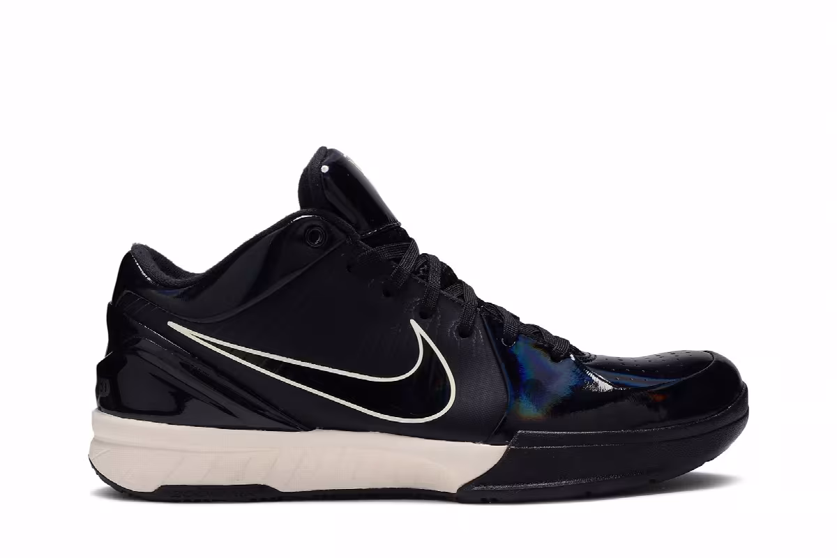 Undefeated x Nike Kobe 4 Protro Black Mamba, view 2