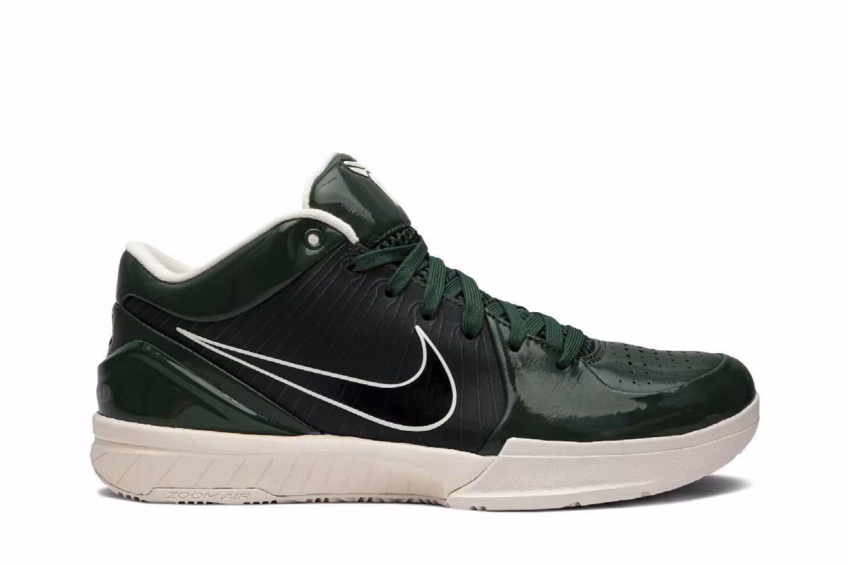 Undefeated x Nike Kobe 4 Protro Fir, Giannis Antetokounmpo, view 2