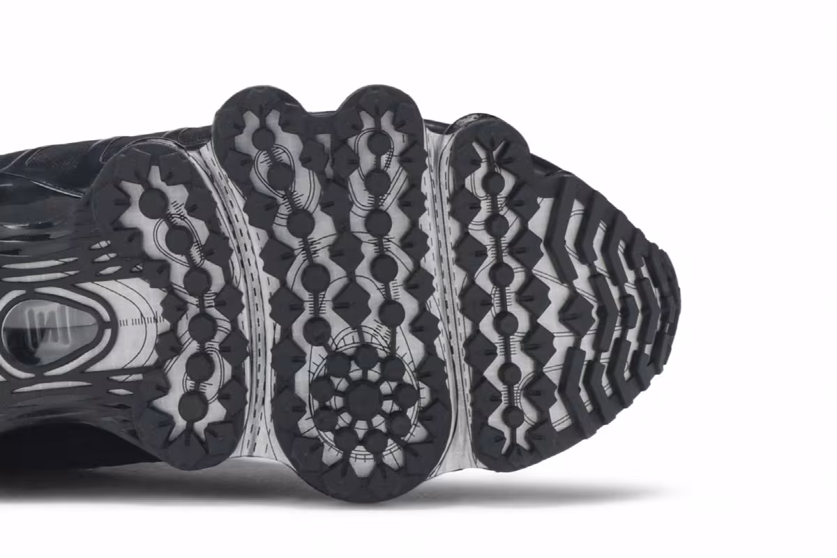Nike Shox TL Triple Black, view 6