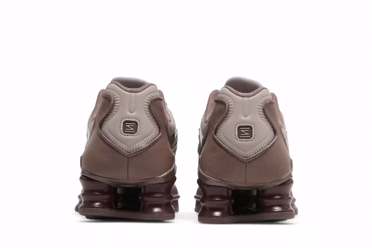Nike Women's Shox TL Pumice Night Maroon, view 7