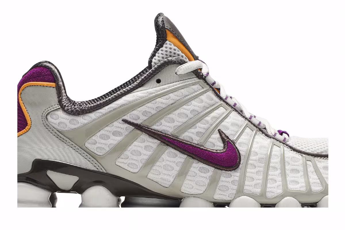 Size? x Nike Shox TL Viotech, view 3