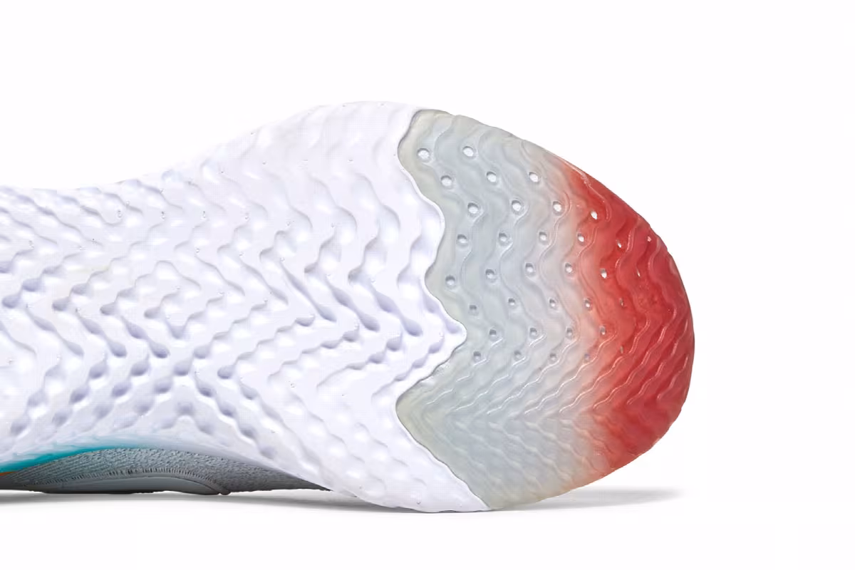 Nike Women's Epic React Flyknit 2 Dream It, Do it, view 6