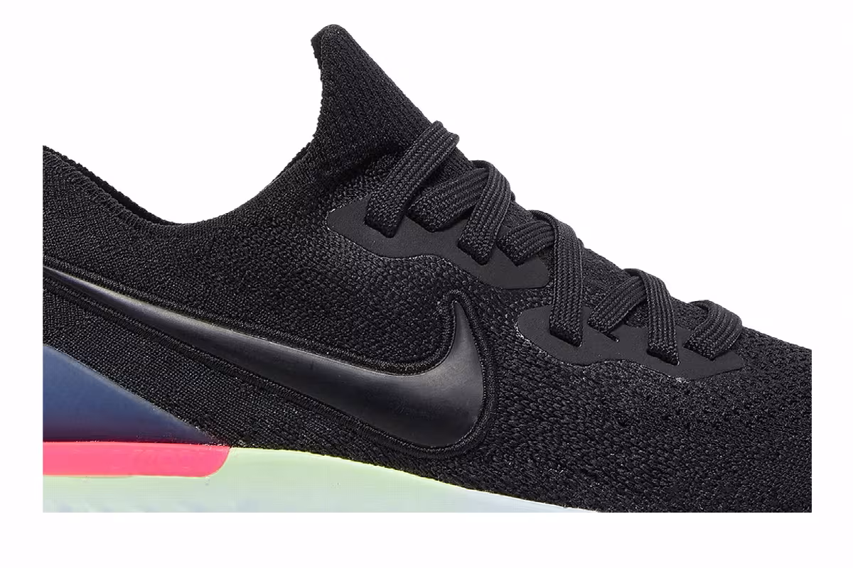 Nike Women's Epic React Flyknit 2 Pixel, view 3