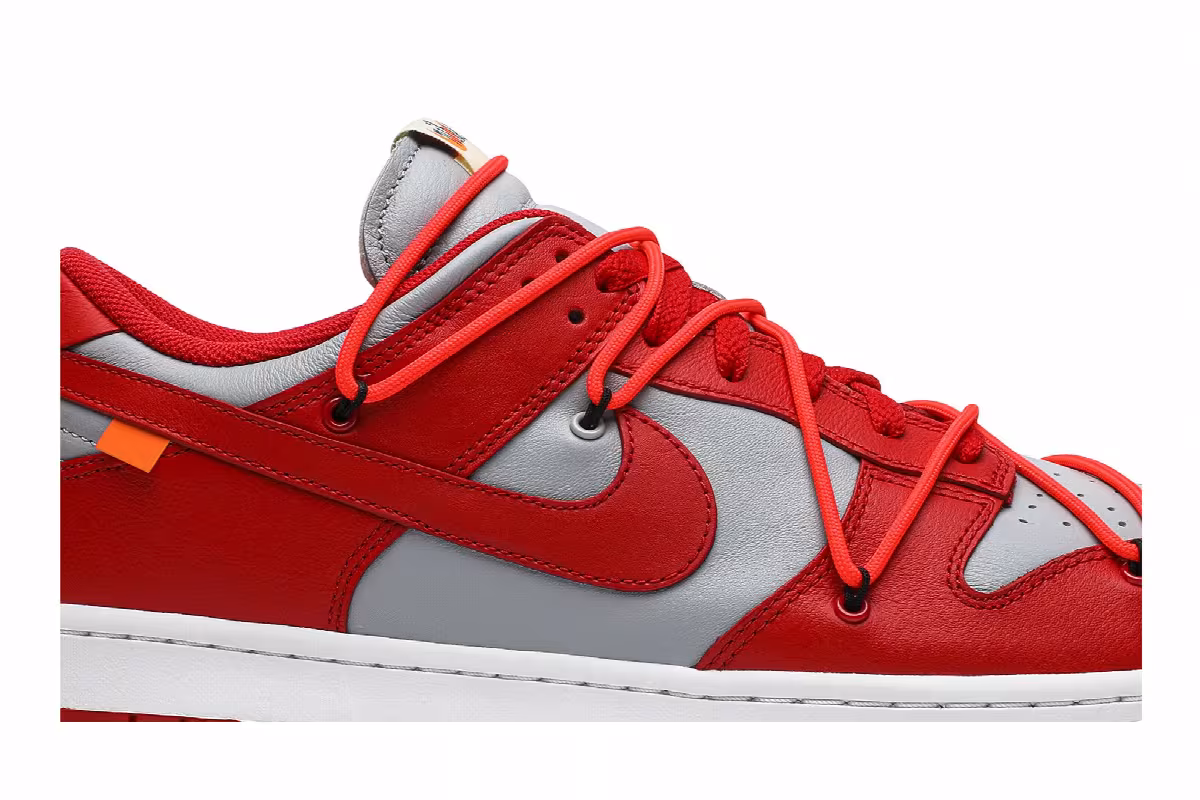 Off-White x Nike Dunk Low University Red, view 3