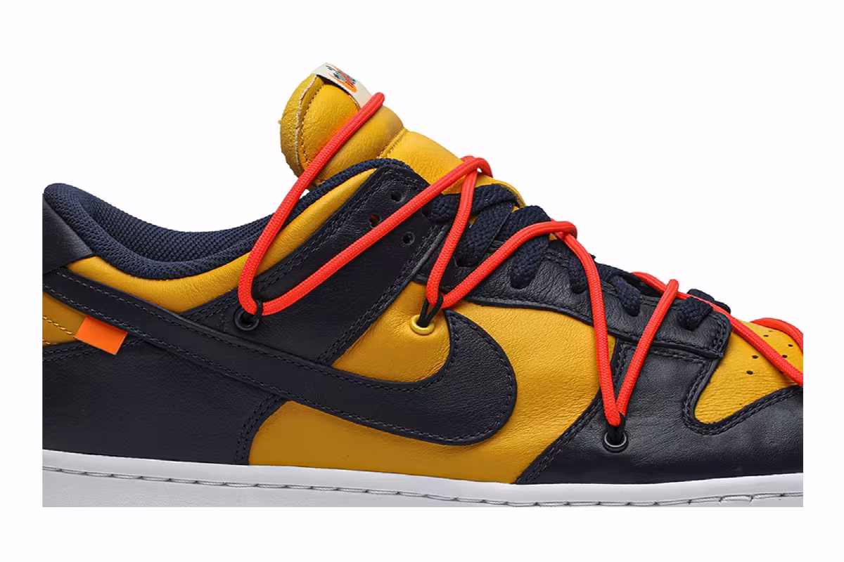 Off-White x Nike Dunk Low University Gold, view 3
