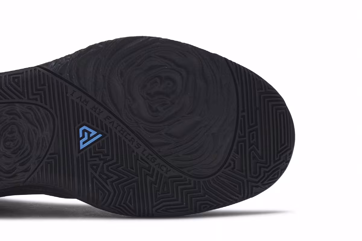 Nike Zoom Freak 1 Black Iridescent, view 6