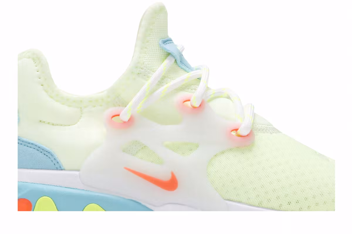 Nike Women's React Presto Psychedelic Lava, view 3