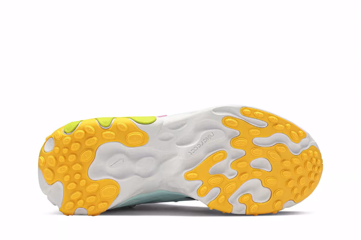 Nike Women's React Presto Beach Day, view 5