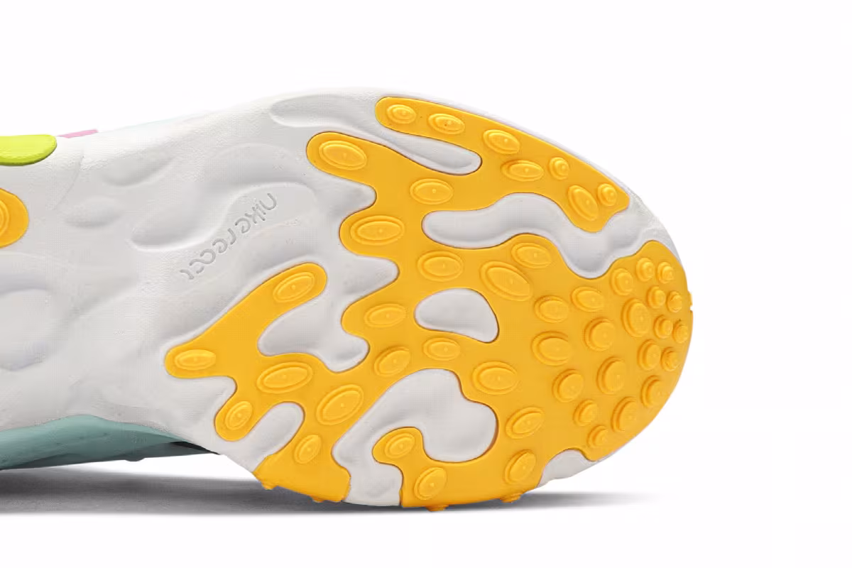 Nike Women's React Presto Beach Day, view 6