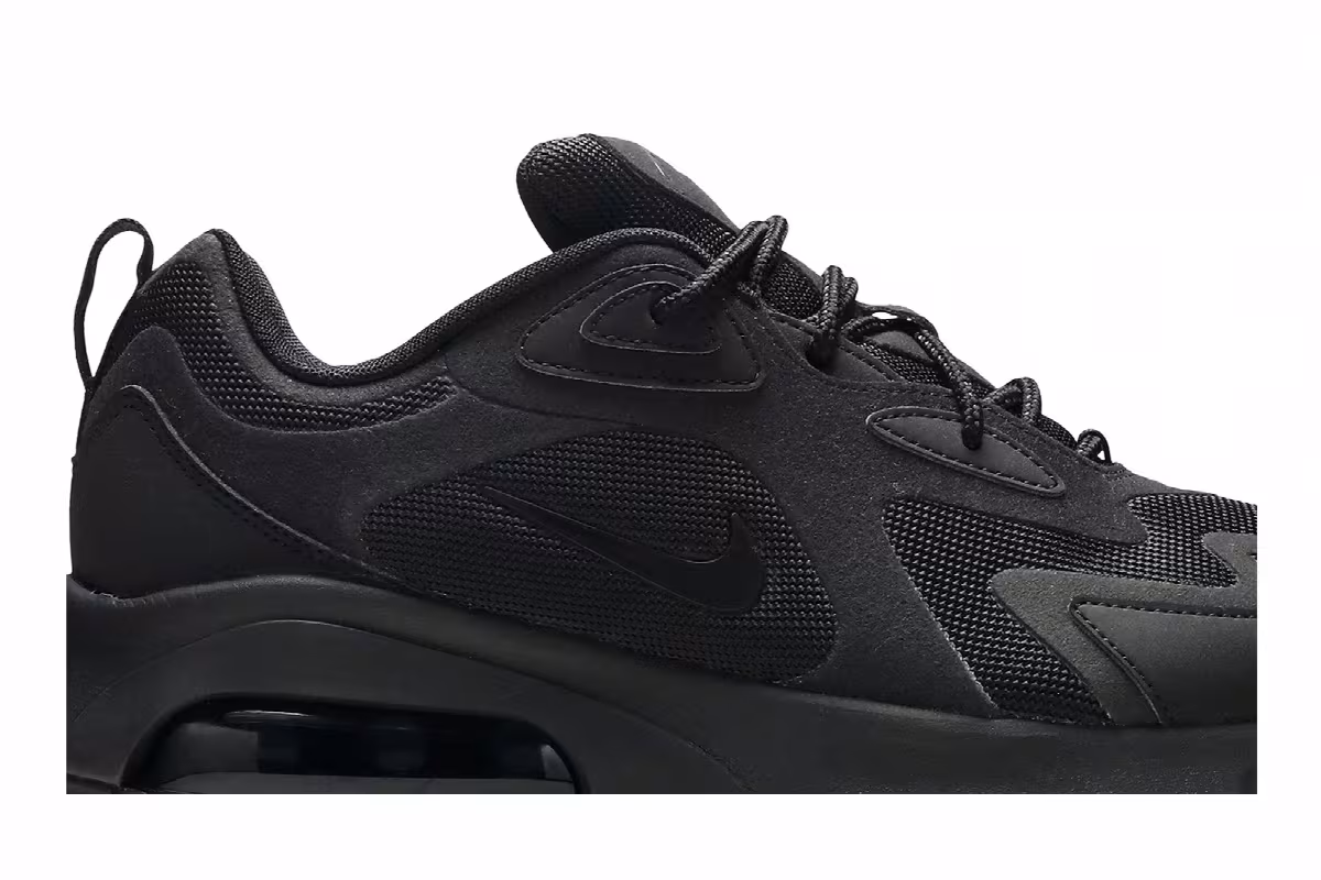 Nike Air Max 200 Triple Black, view 3