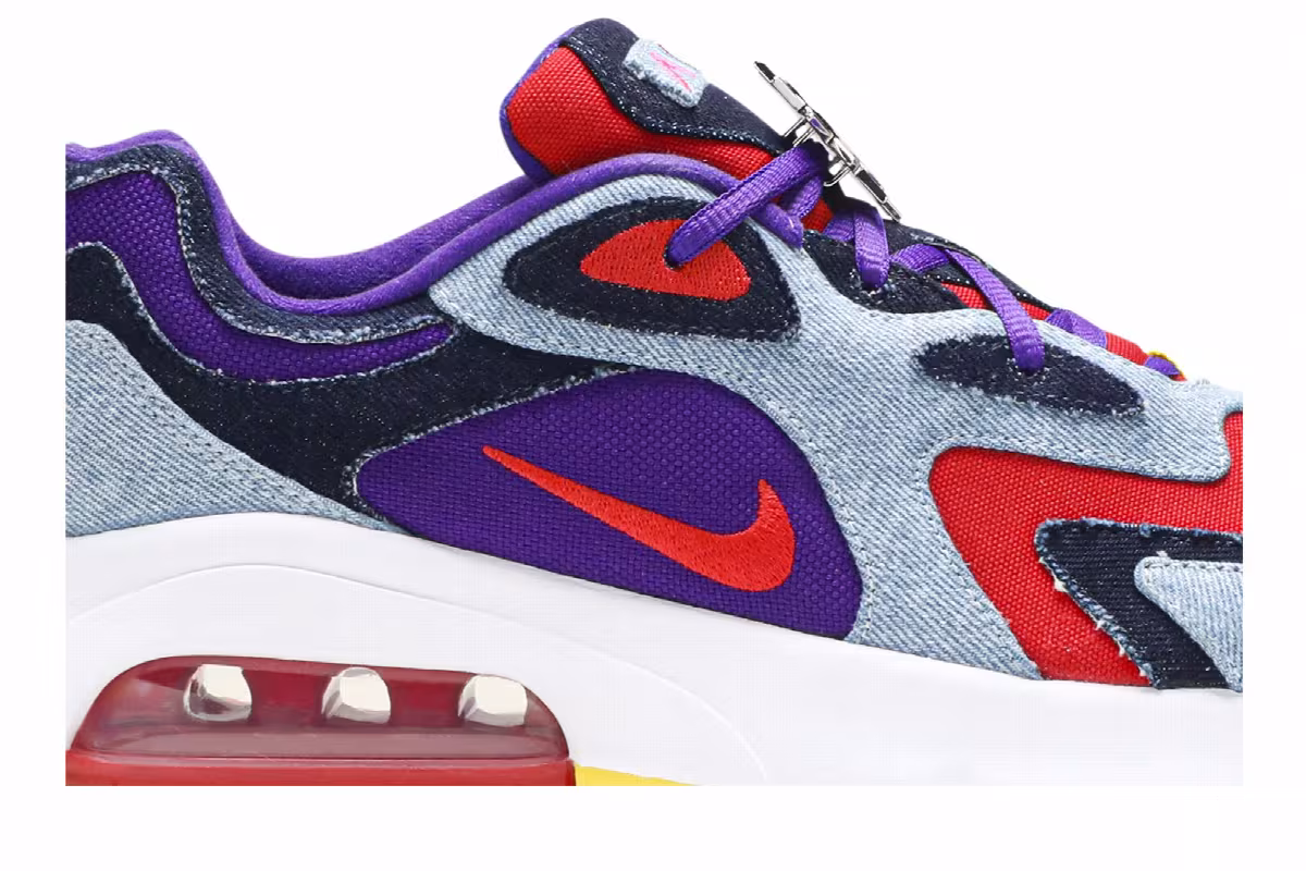 Nike Air Max 200 SP Voltage Purple, view 3