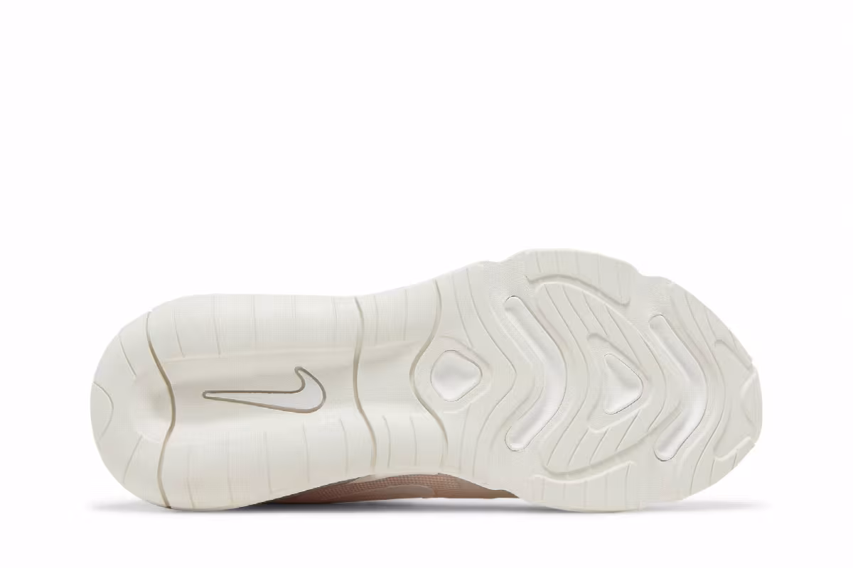 Nike Women's Air Max 200 Light Soft, view 5