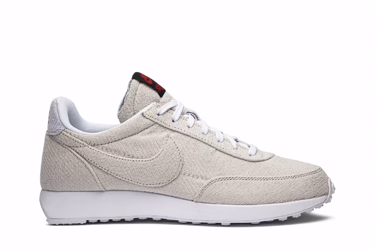 Stranger Things x Nike Air Tailwind 79 QS Upside Down, view 2