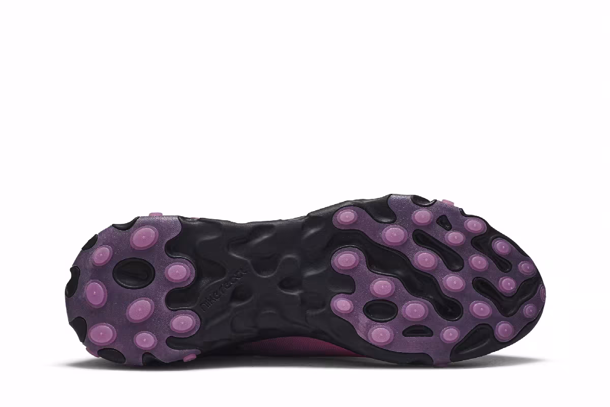Swarovski x Sneaker Room x Nike React Element 87 Breast Cancer Awareness, view 5