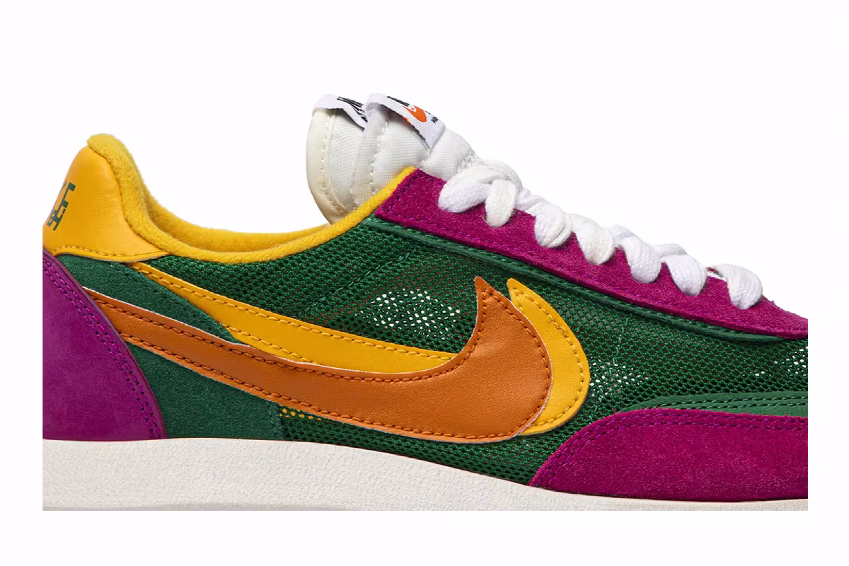 sacai x Nike LDWaffle Pine Green, view 3