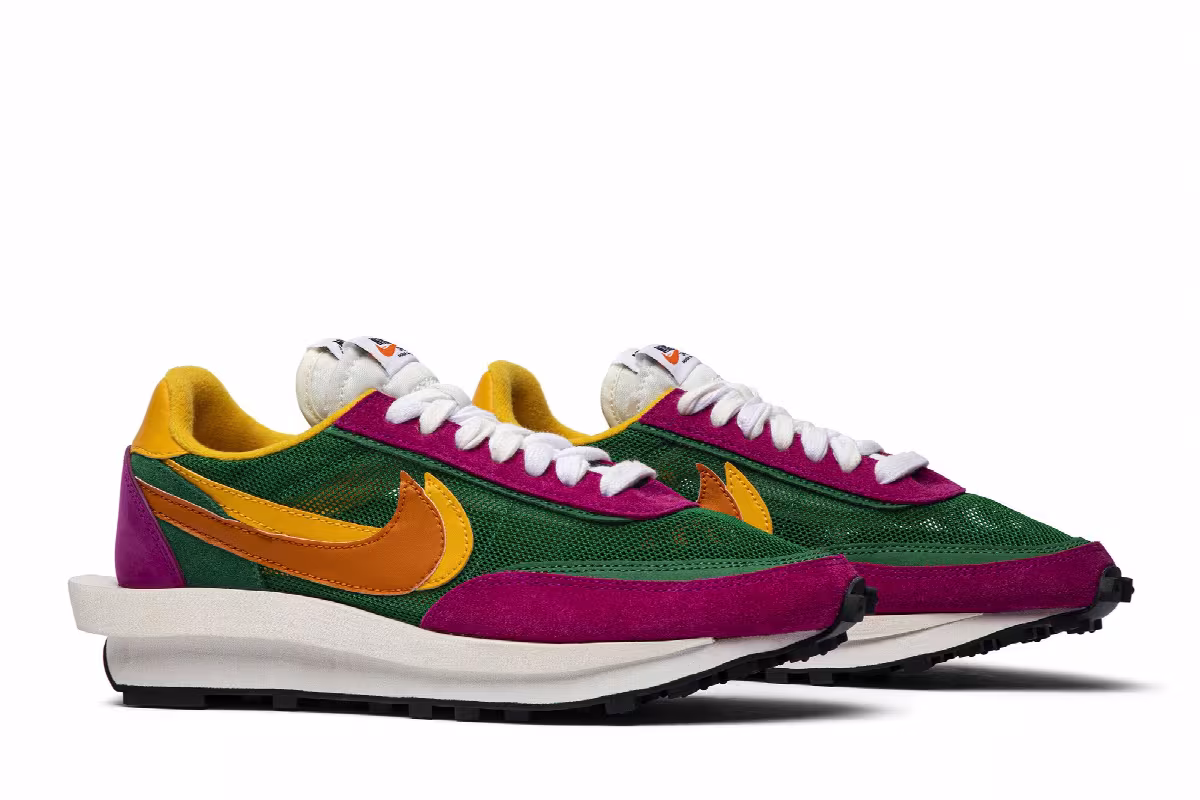 sacai x Nike LDWaffle Pine Green, view 9