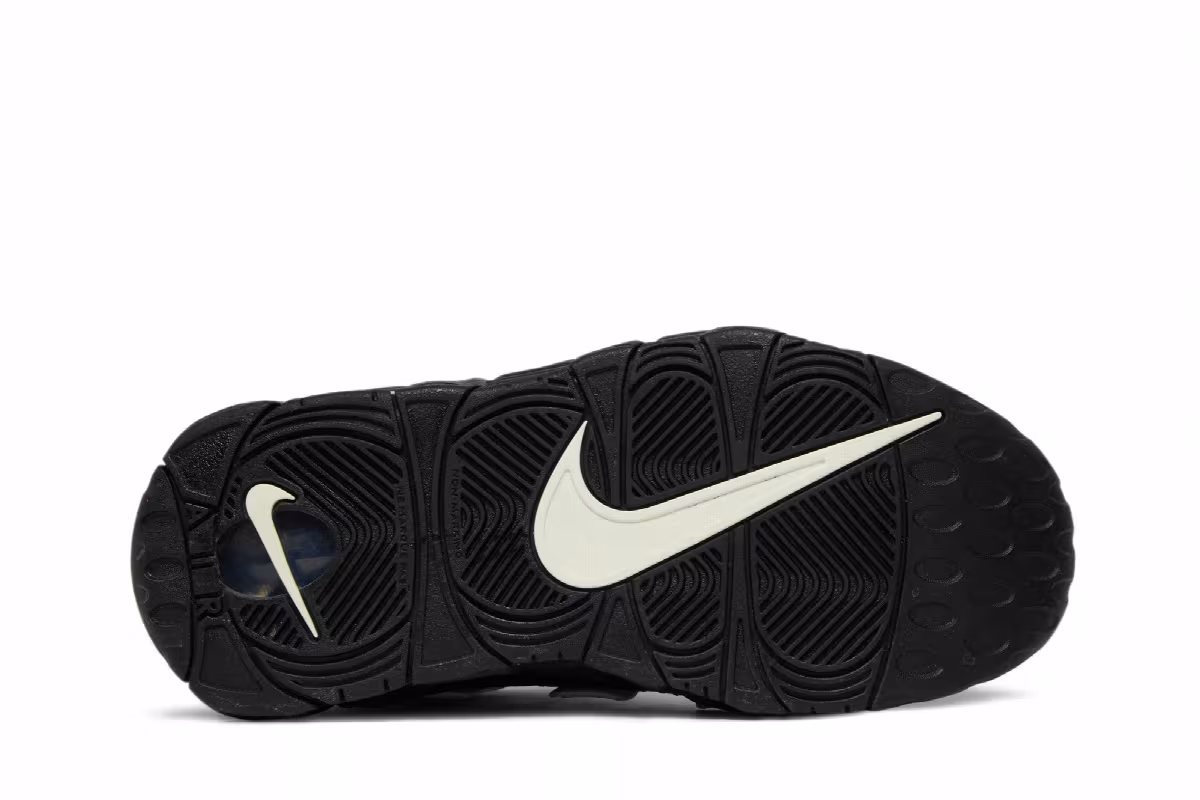 Nike Air More Uptempo QS GS Camo, view 5