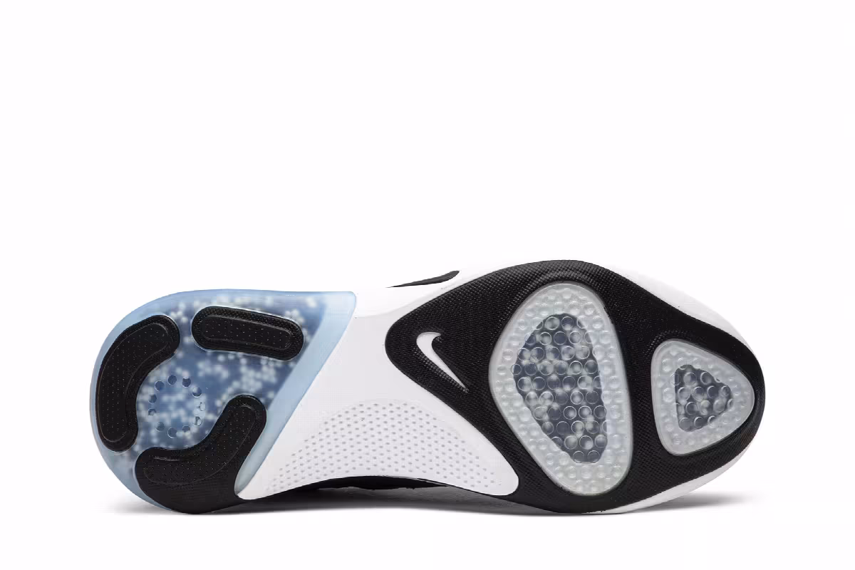 Nike Joyride Run Flyknit Oreo, view 5