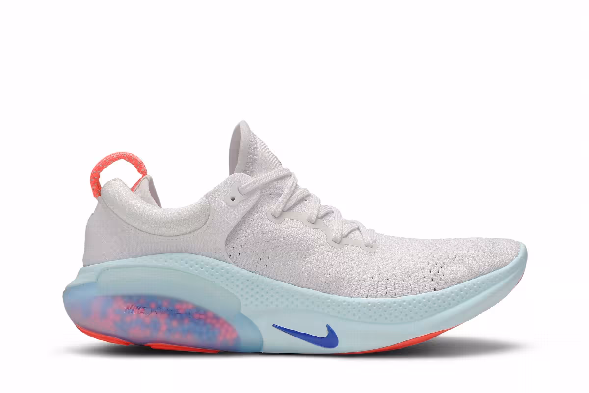 Nike Women's Joyride Run Flyknit Bright Mango, view 2