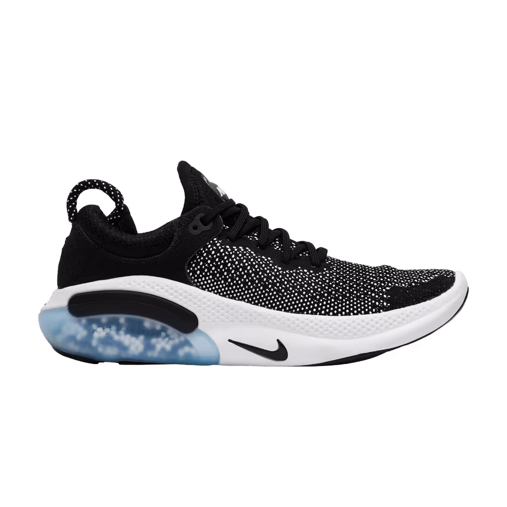 Nike Women's Joyride Run Flyknit Oreo