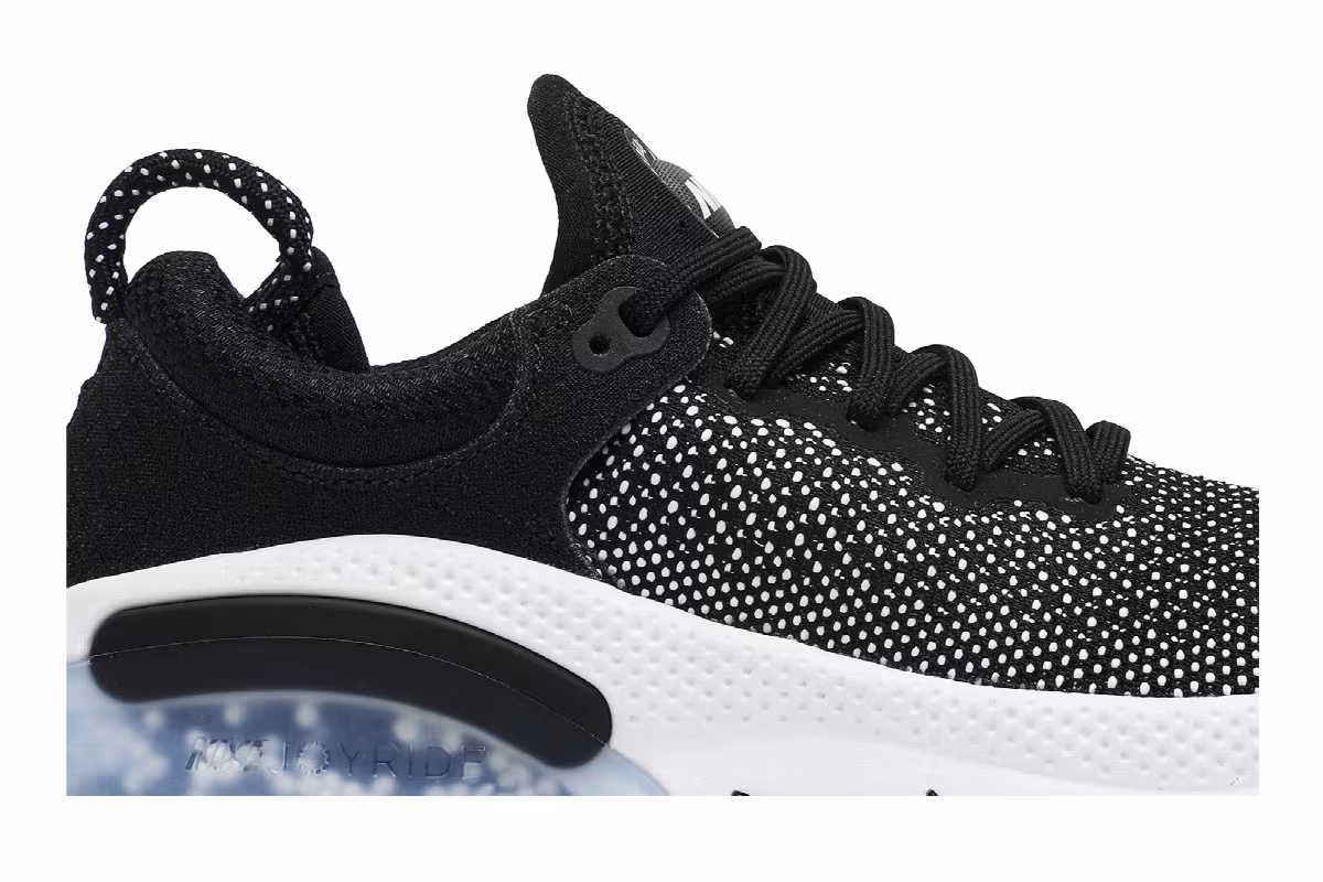 Nike Women's Joyride Run Flyknit Oreo, view 3