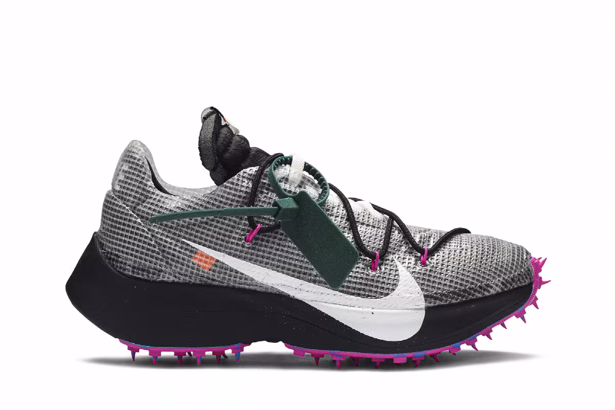 Off-White x Nike Women's Vapor Street Laser Fuchsia, view 2