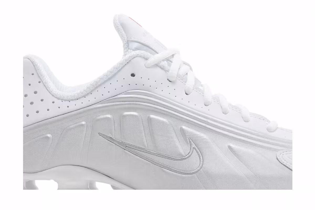 Nike Women's Shox R4 White Metallic, view 3