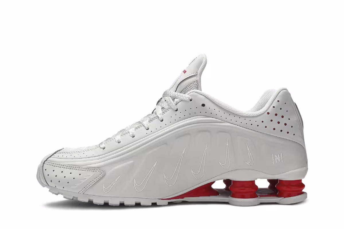 Neymar Jr. x Nike Shox R4 Platinum Tint, view 4