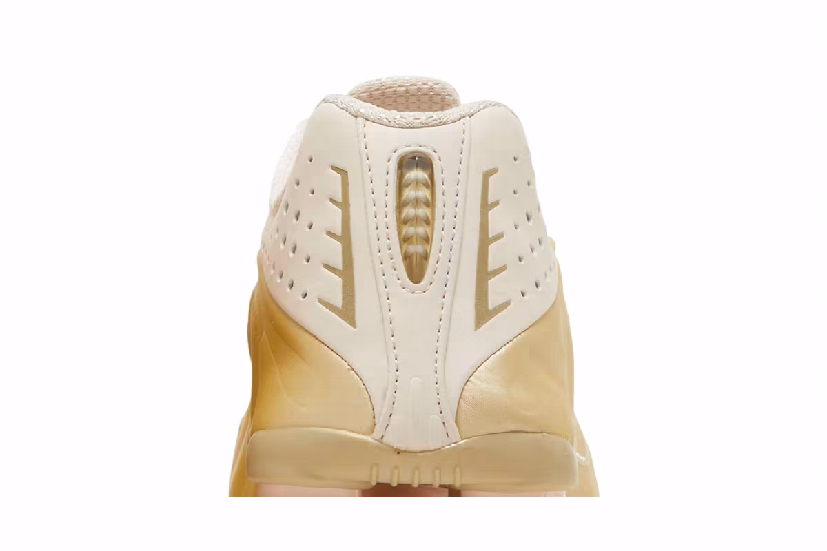 Nike Women's Shox R4 Guava Gold, view 8