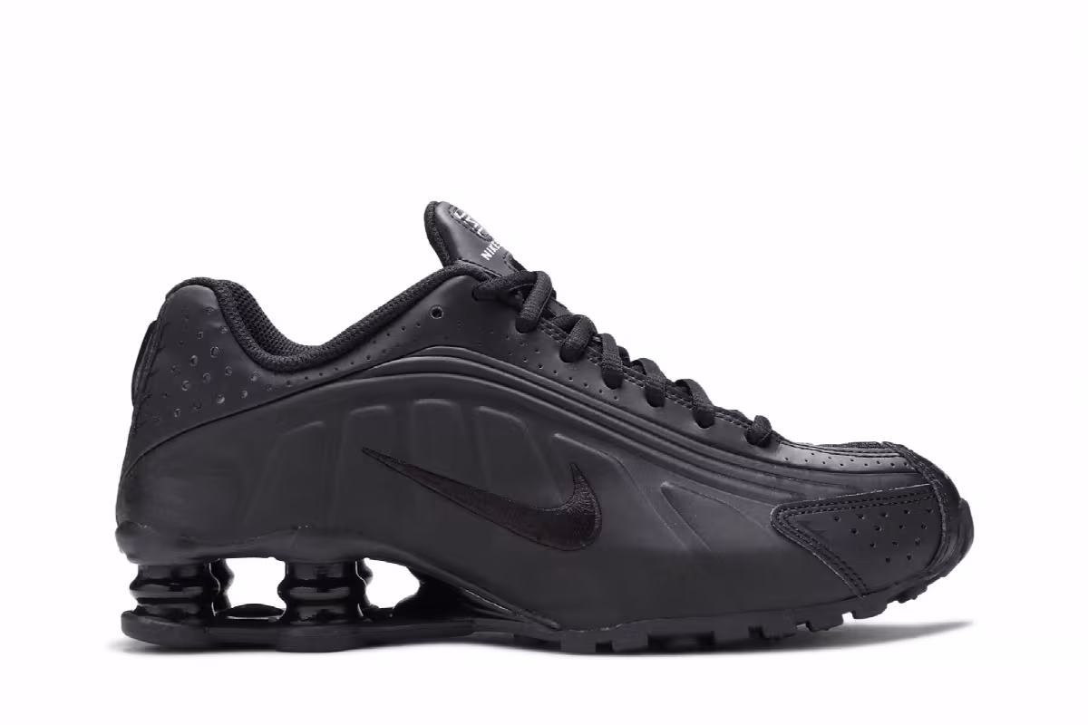 Nike Shox R4 GS Triple Black Embroidered Swoosh, view 2