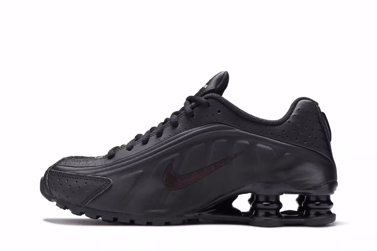 Nike Shox R4 GS Triple Black Embroidered Swoosh, view 4
