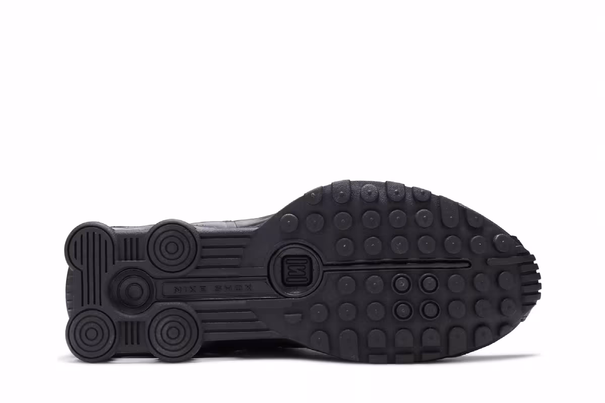 Nike Shox R4 GS Triple Black Embroidered Swoosh, view 5