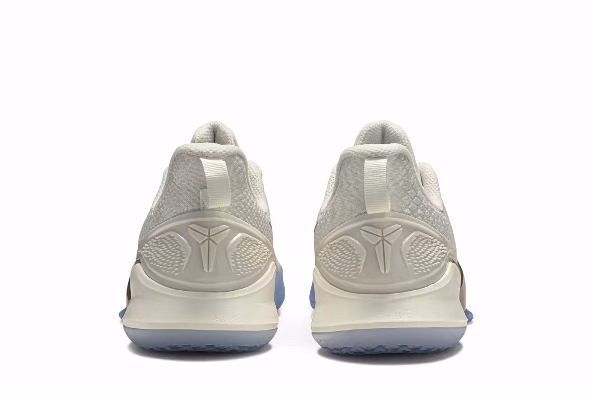 Nike Mamba Focus Metallic Gold, view 7
