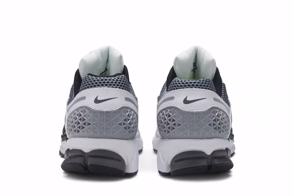 Nike Air Zoom Vomero 5 SE SP Dark Grey 2019, view 7