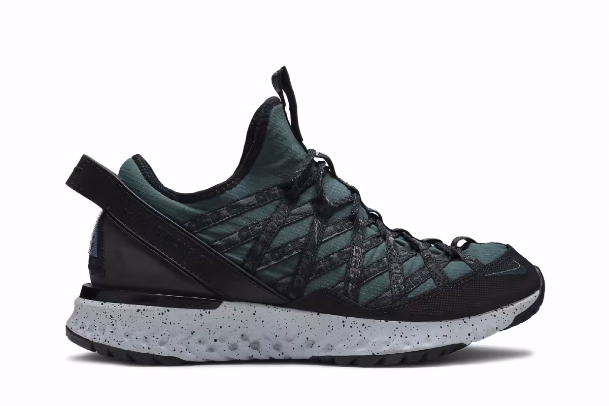 Nike ACG React Terra Gobe Deep Jungle, view 2