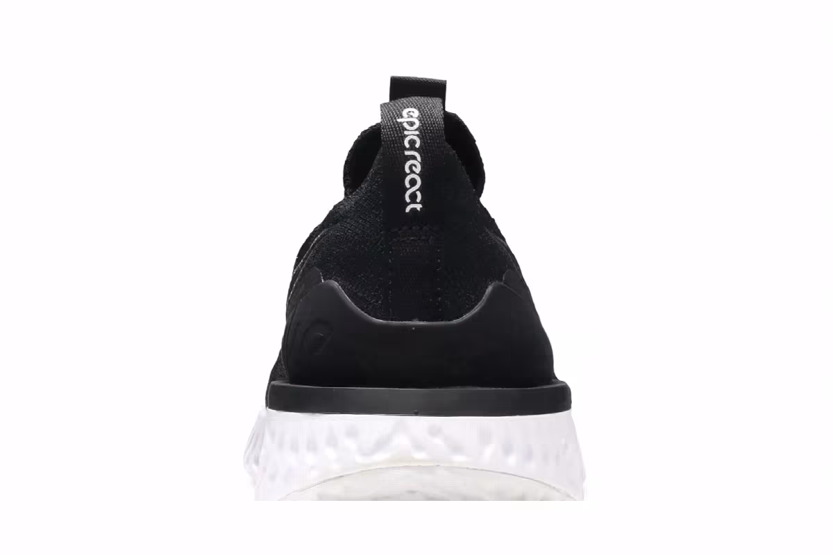 Nike Women's Epic Phantom React Flyknit Black, view 8