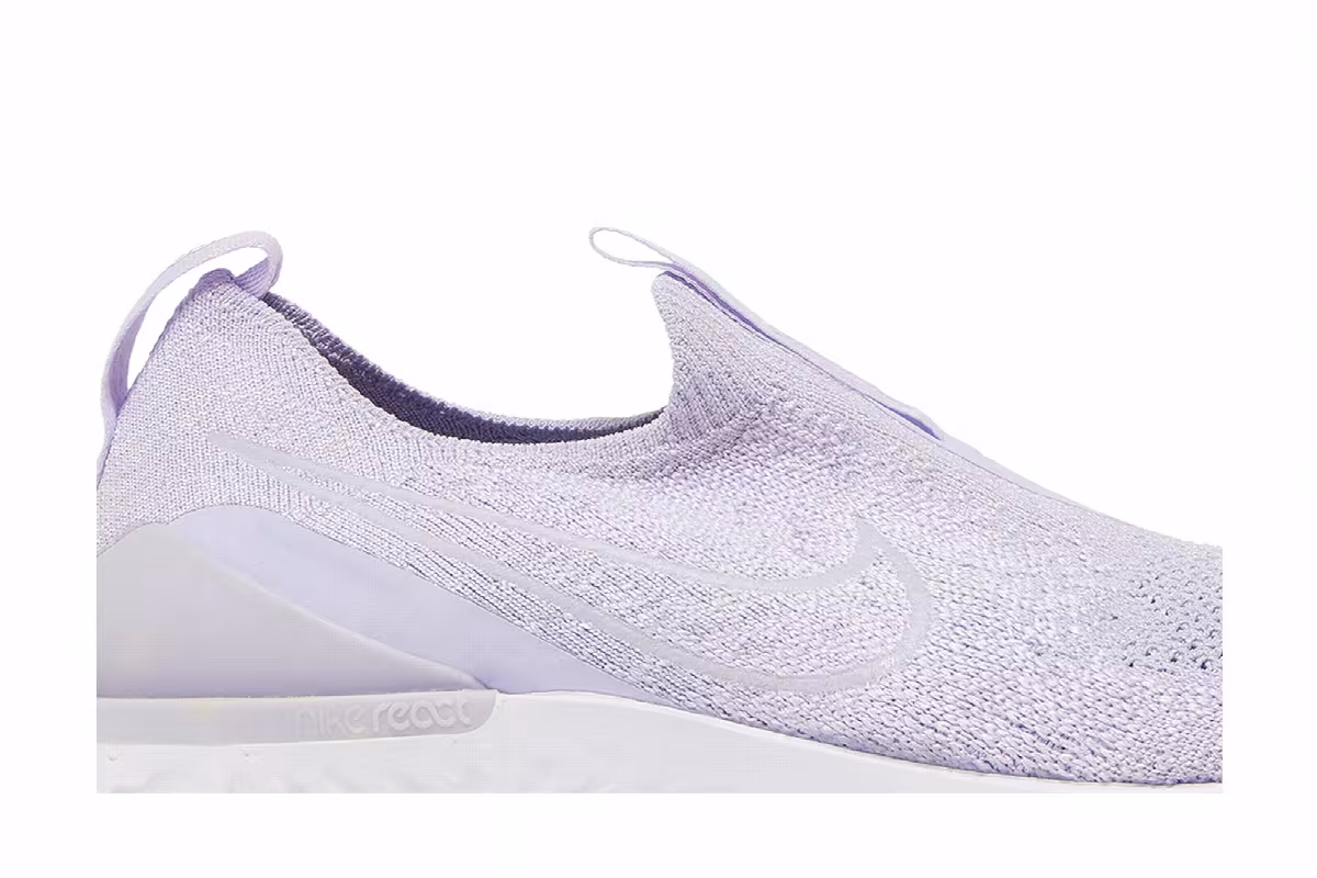 Nike Women's Epic Phantom React FK Lavender Mist, view 3