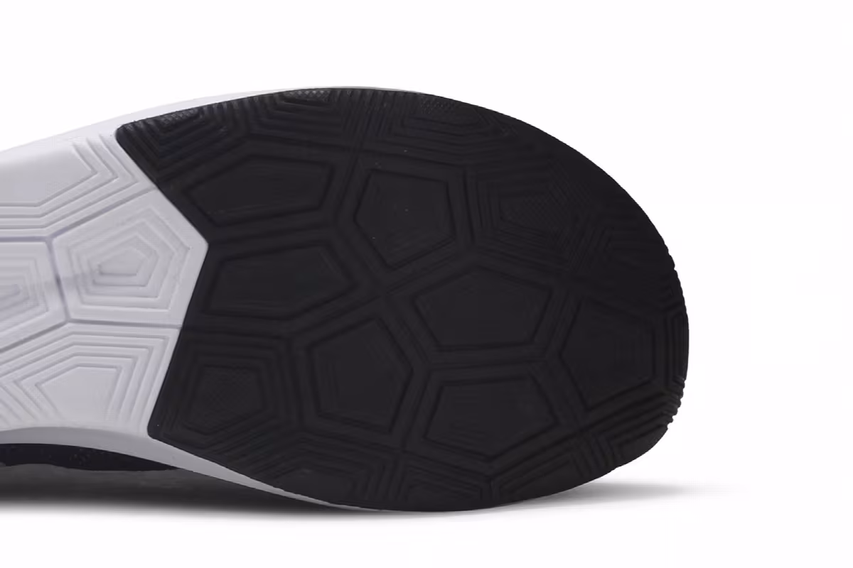 Nike Zoom Fly Flyknit Oreo, view 6